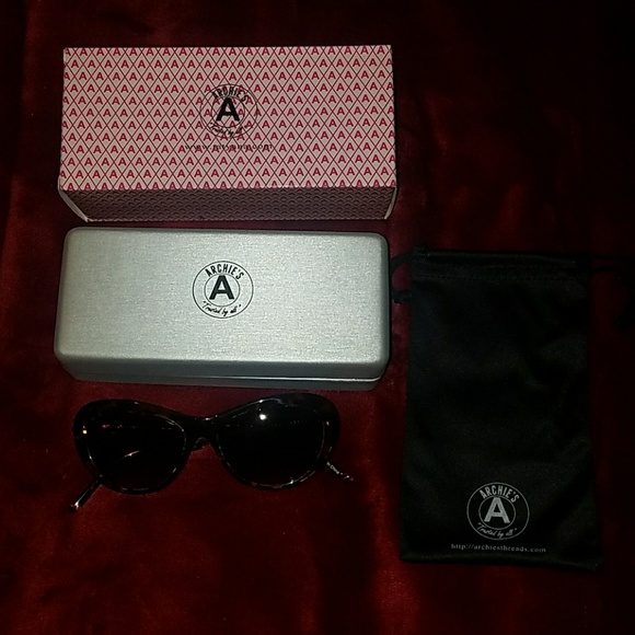 Tatyana Vivian Vintage 1950\'s Pinup Sunglasses RX QUALITY Lenses FDA Approved main image 5